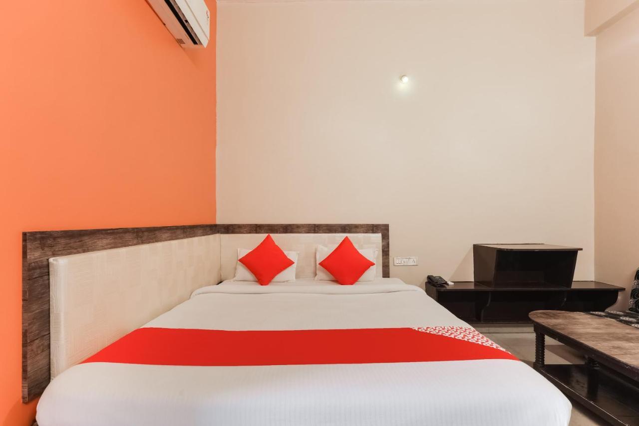 Oyo 49090 G K Jain Guna Bagian luar foto